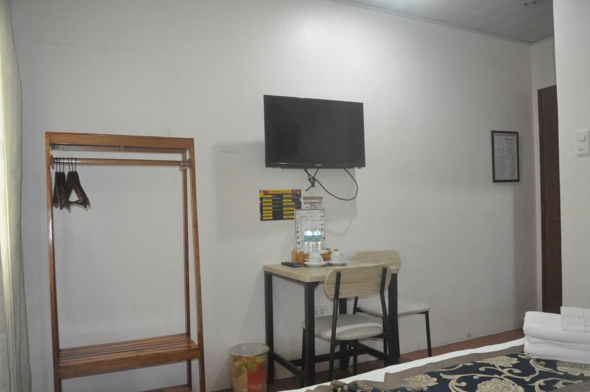 A&A Plaza Hotel Puerto Princesa Dış mekan fotoğraf